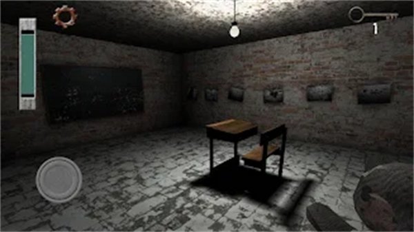 �������ɺӵ�ѧУ�ϰ汾(Slendrina: The School��װ��)v1.2.7 ���°�