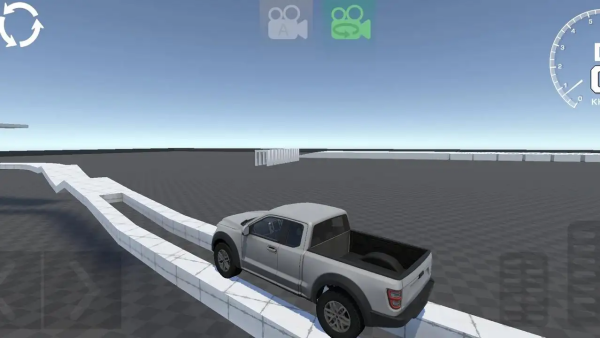 ������ײģ������Ϸv0.98.122.123 ��׿��