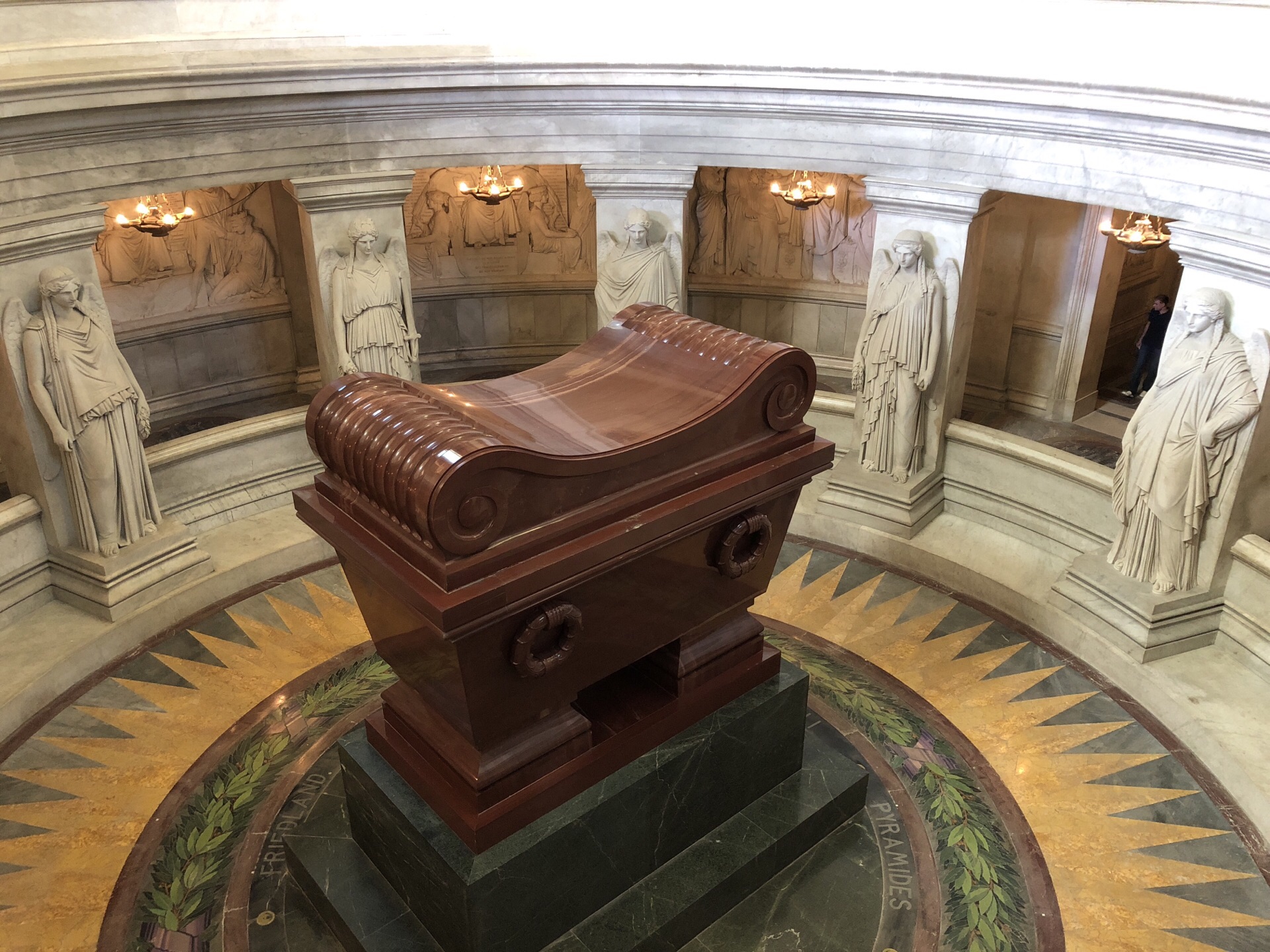 拿破仑的雄心 Napoleons Ambition 巴黎荣军院拿破仑墓与历史沉思