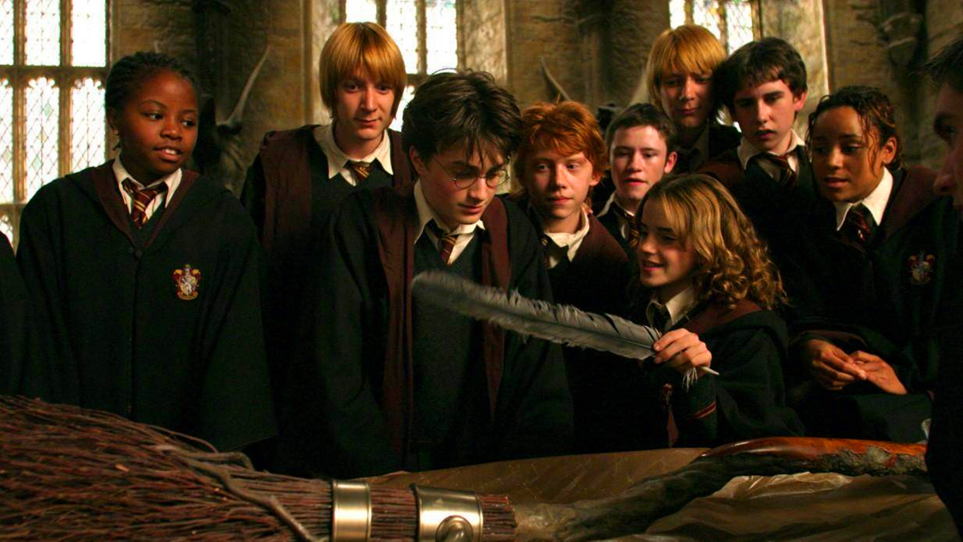 哈利波特与神秘魔法石 Harry Potter the Sorcerers Stone 厄里斯魔镜与三人组经典剧照