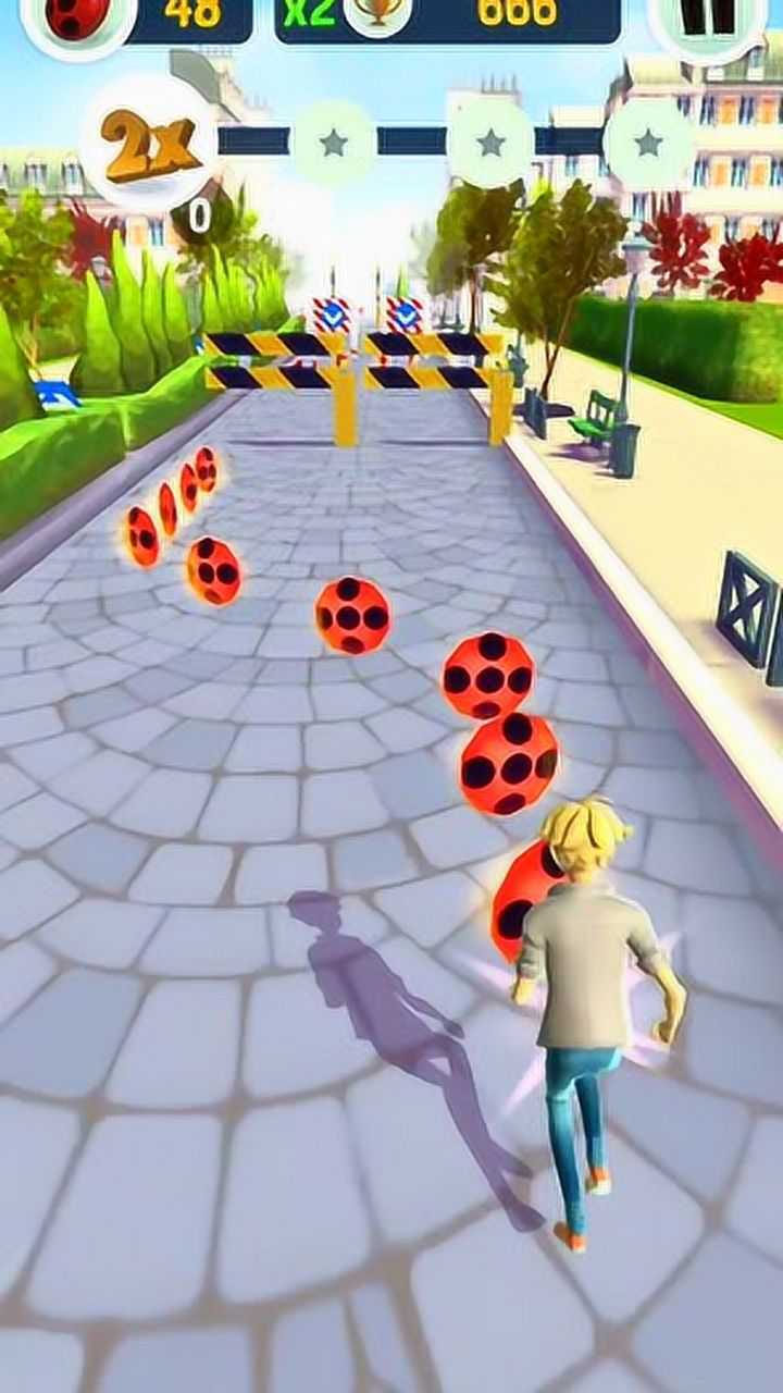 瓢虫雷迪跑酷(Miraculous)在线玩高清版游戏界面截图