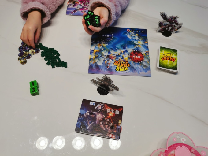 Family Game 全家一起玩的家庭桌游推荐场景图